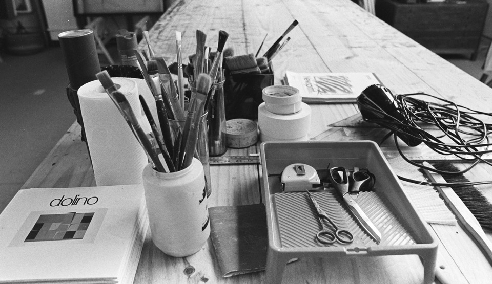O artista em seu atelier em Petrópolis, ensaio de Ricardo de Hollanda.